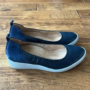 Vionic Navy Blue Wedges Size 7.5